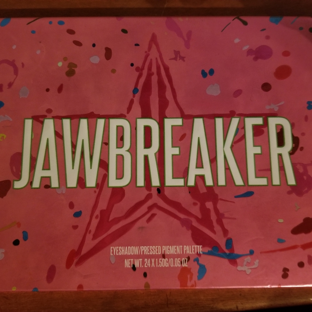 Jefree Star Jawbreaker Eyeshadow Pallette